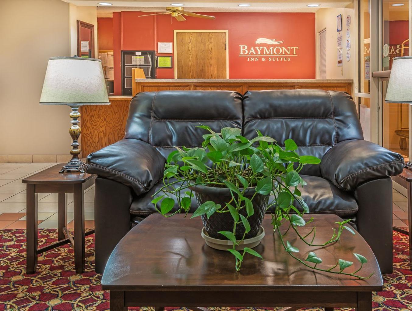 Baymont By Wyndham Salina Hotel Eksteriør billede
